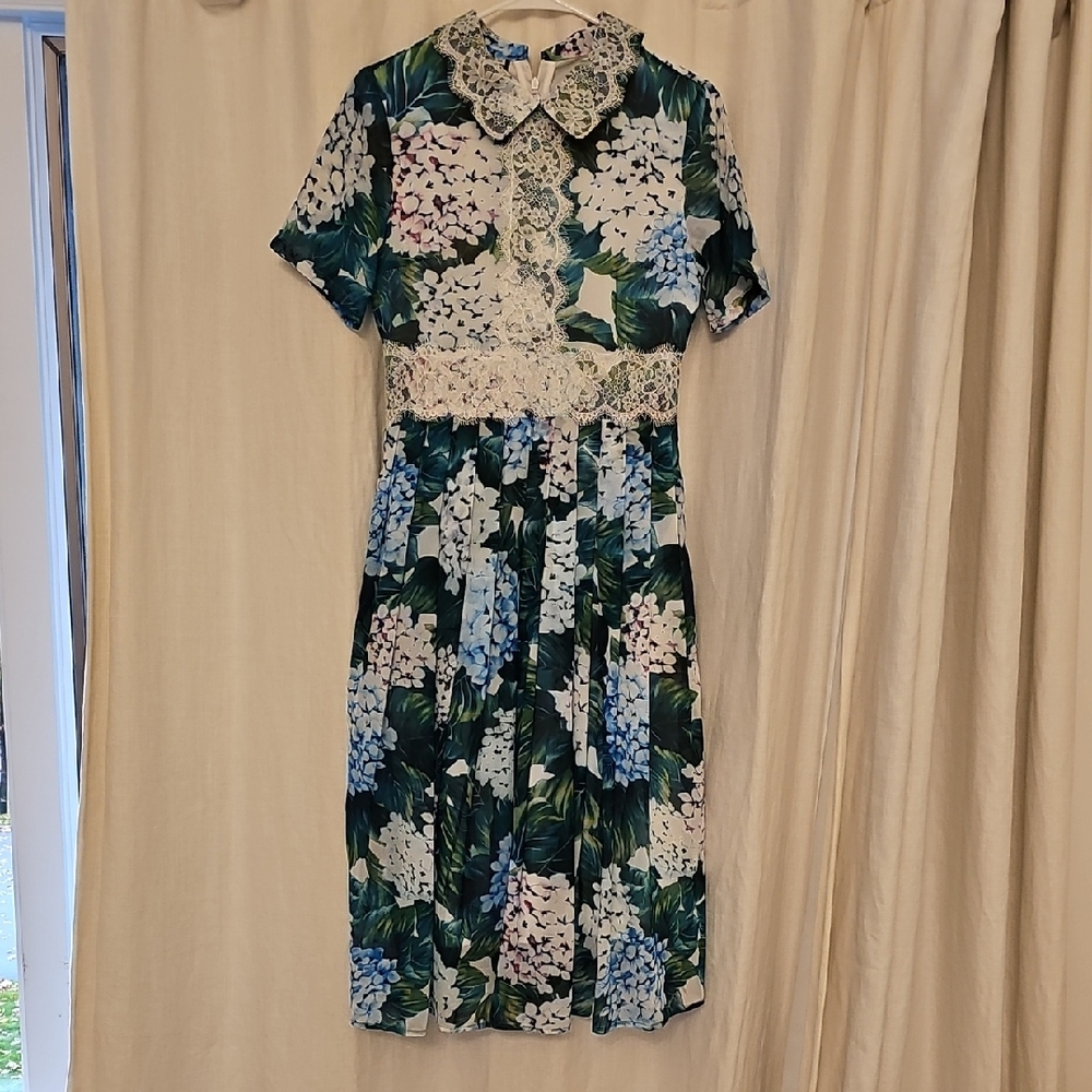 Floral Collared Midi Dress